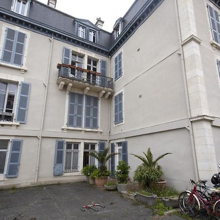 Welkeys - Reine Nathalie Apartment Биарриц Экстерьер фото